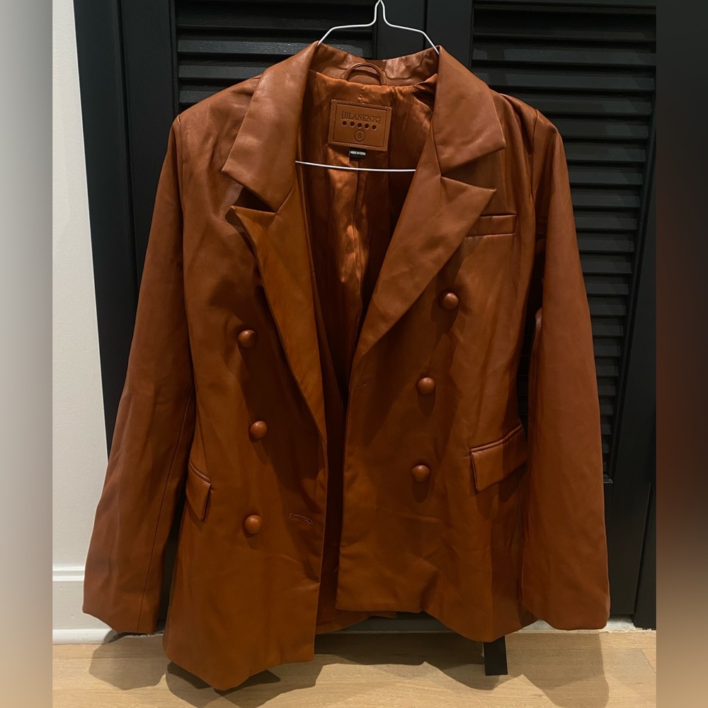 BLANK NYC FAUX LEATHER BLAZER